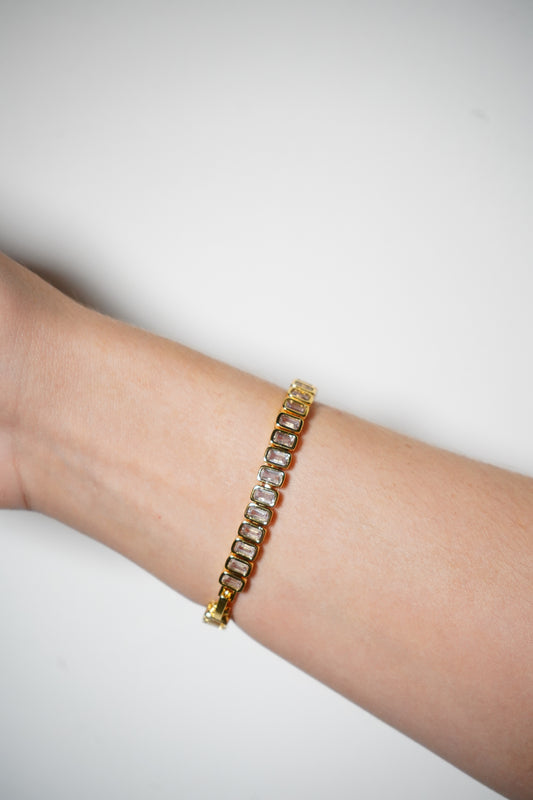 D20 GOLD BRACELET